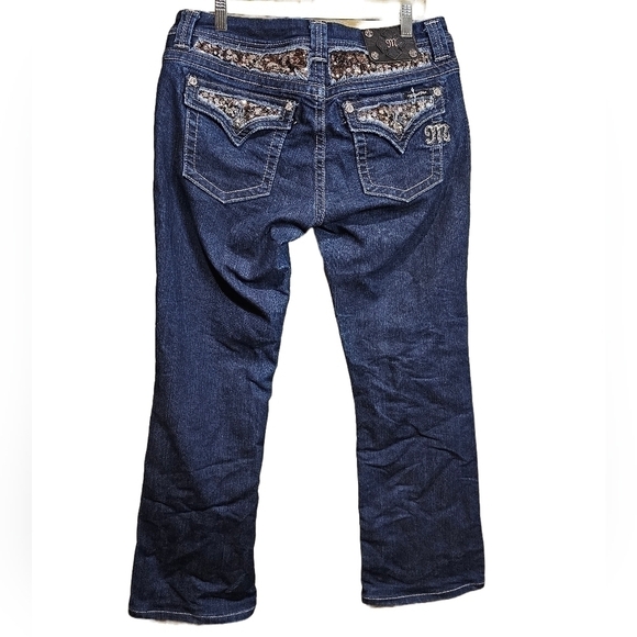 Miss Me Jeans easy embellished back pockets Size 31 - Picture 1 of 5